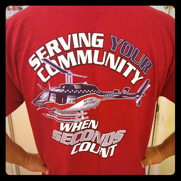 Gildan Other - Men's Red T-shirt